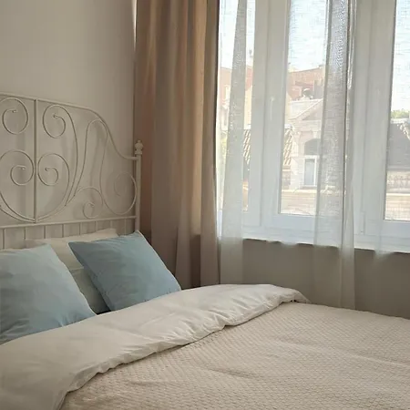Monte Cassino 26 Δωμάτια σε οικογενειακή κατοικία *